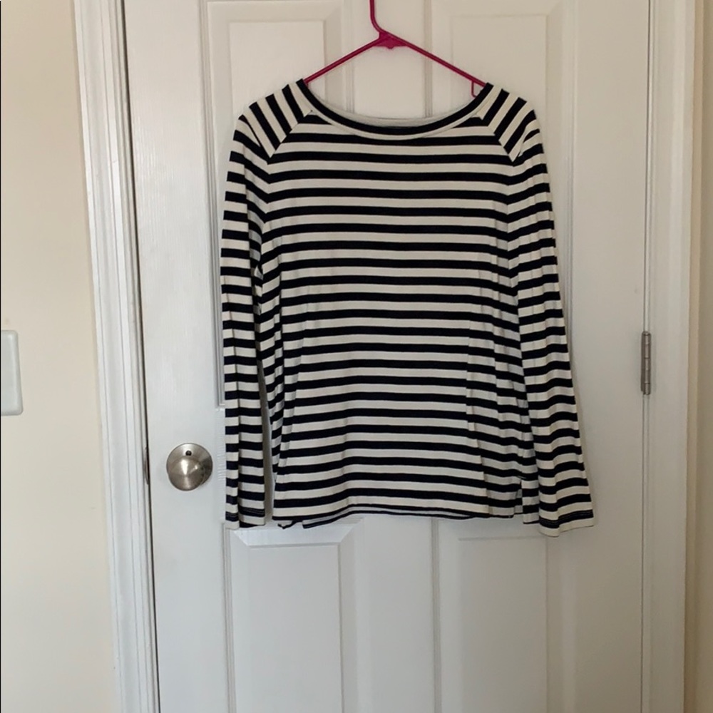 Banana Republic navy stripe top!